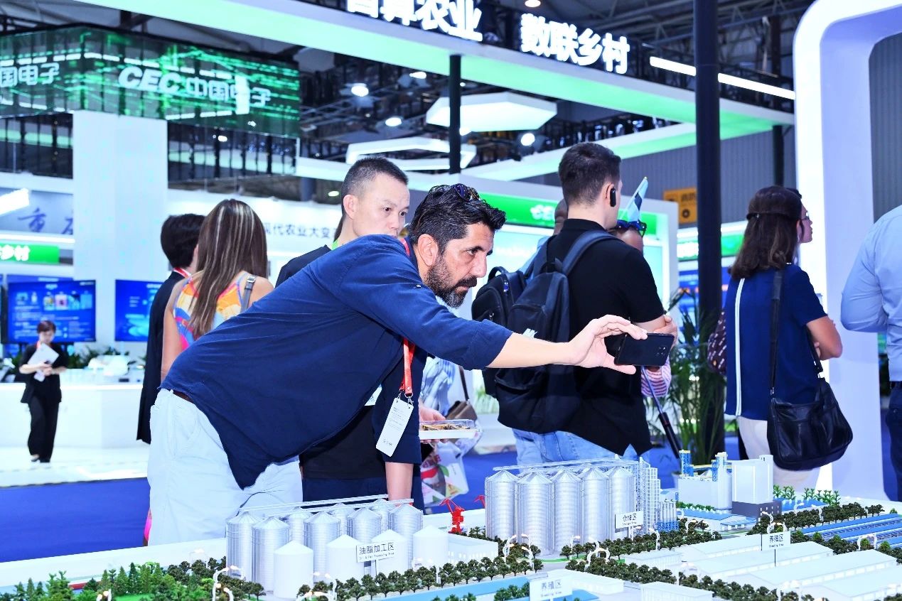 微信图片_20250522140521.jpg
